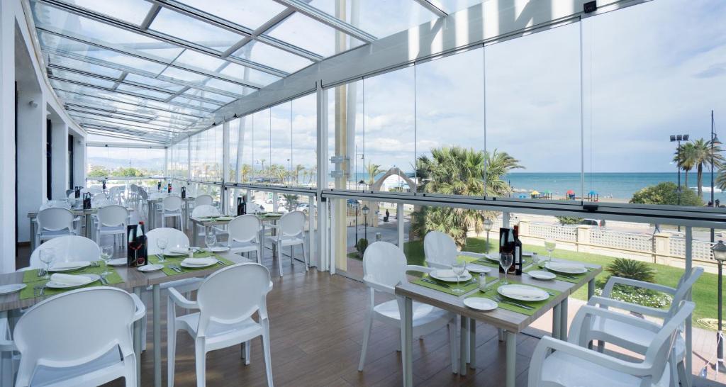 Hotel Puente Real Photo 6