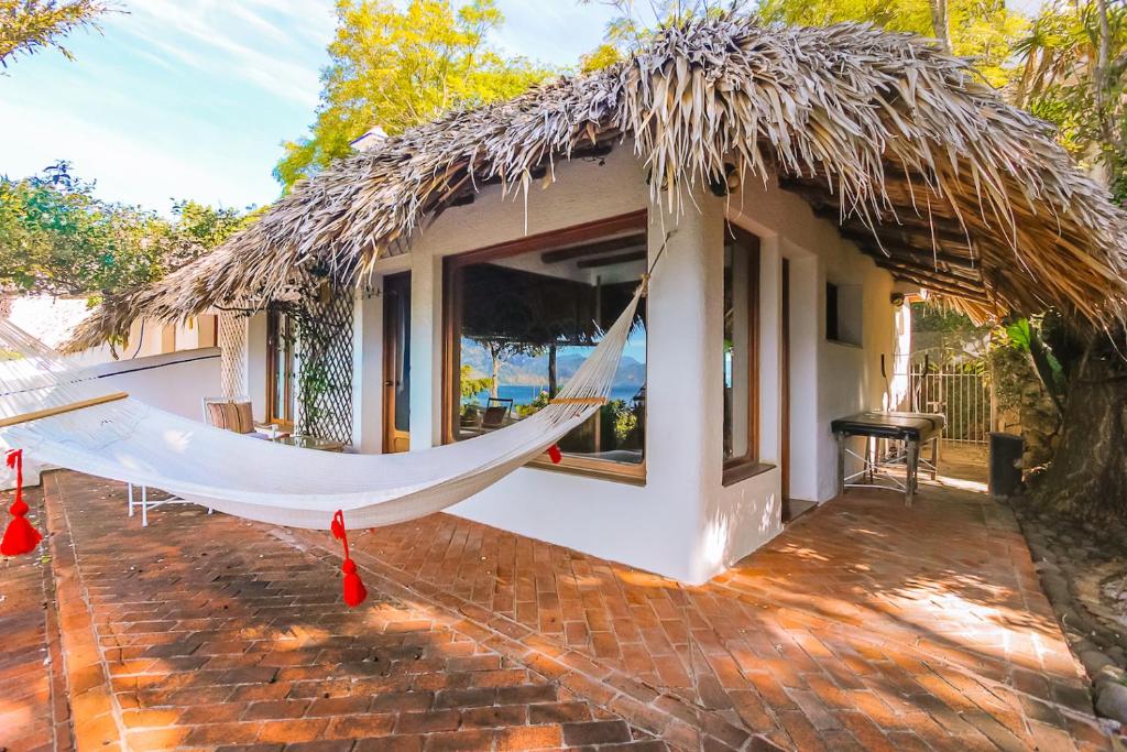 Tzampoc Resort photo
