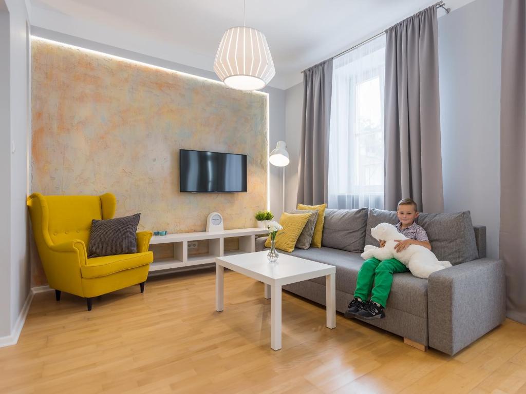 Around Market Square Apartments — Hotel in Kraków