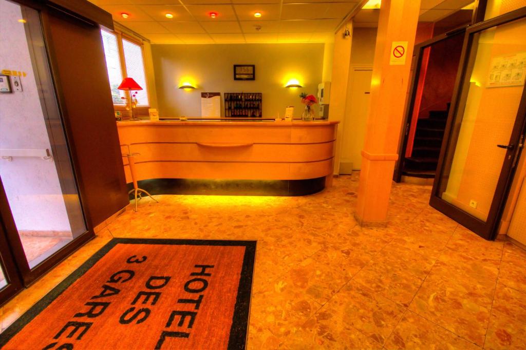 Hotel des Trois Gares photo