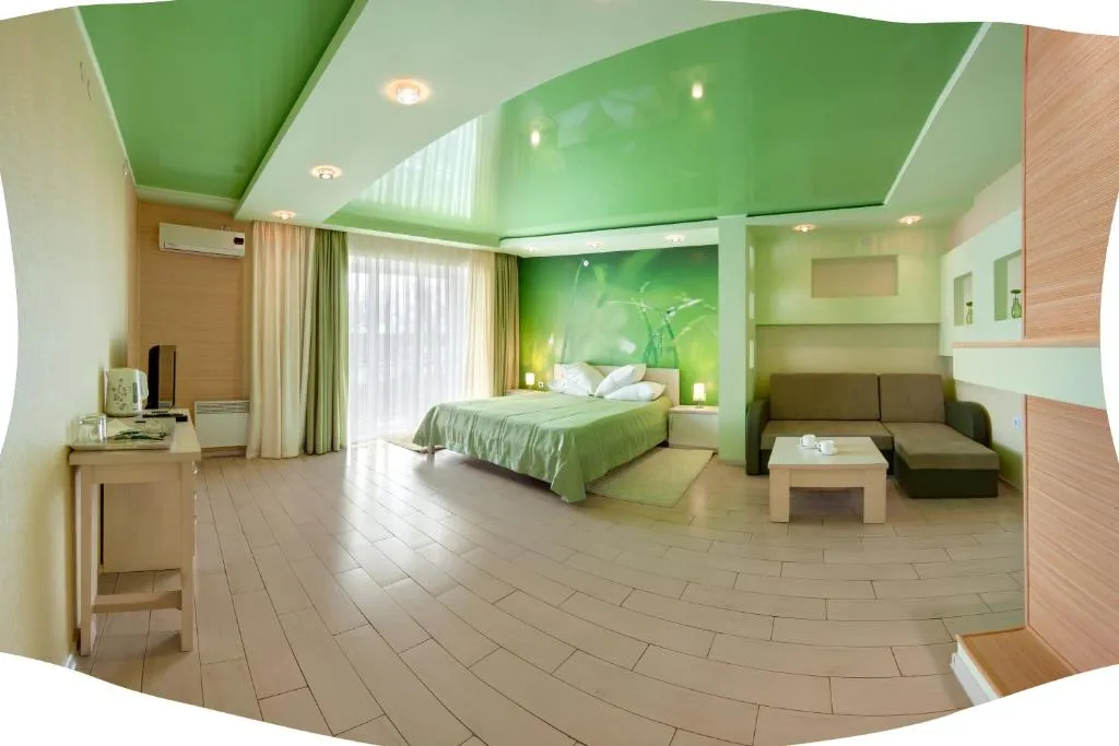 Volna Resort, Hotel in Svitlovodsʼk