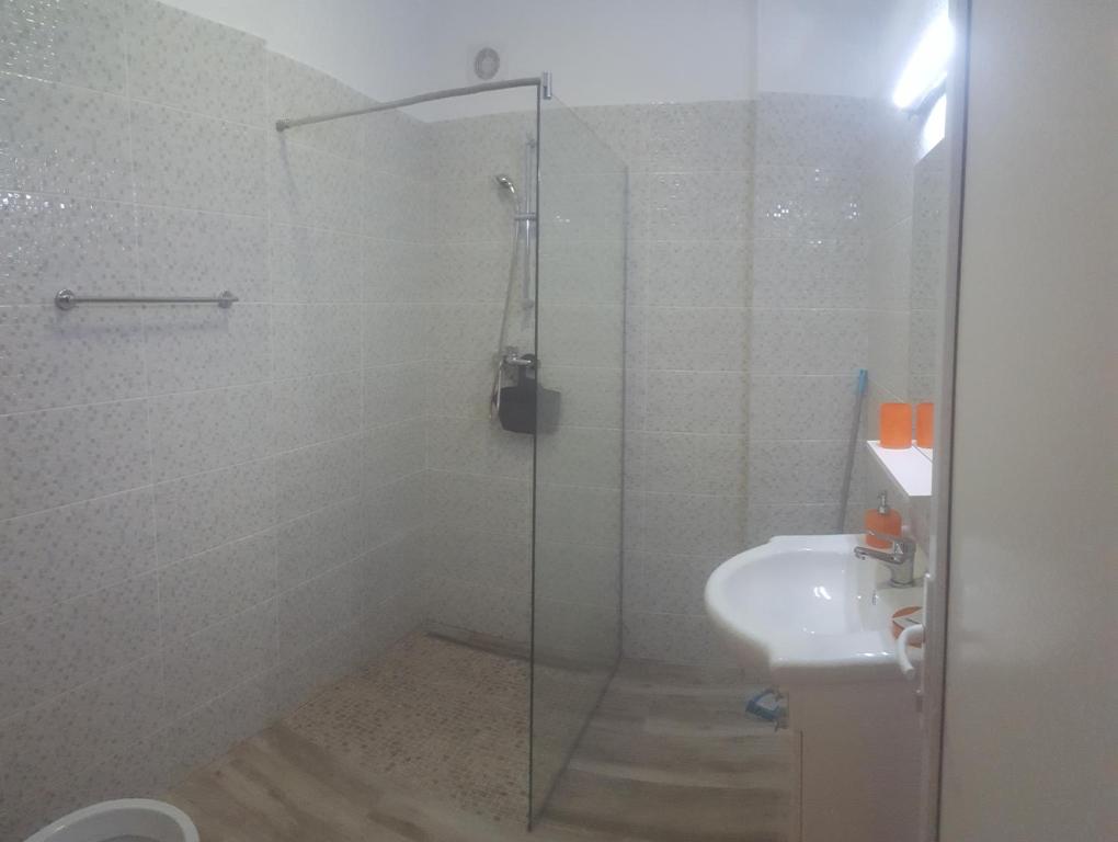 Pensiune Spital Fundeni photo