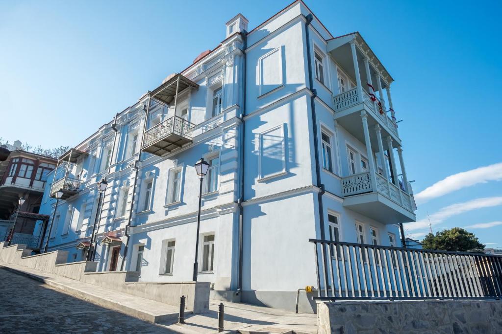 Vakhtang Gorgasali apartment photo