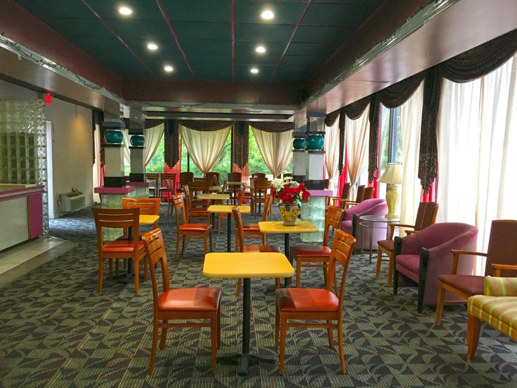 Budgetel Inn and Suites – Birmingham, AL