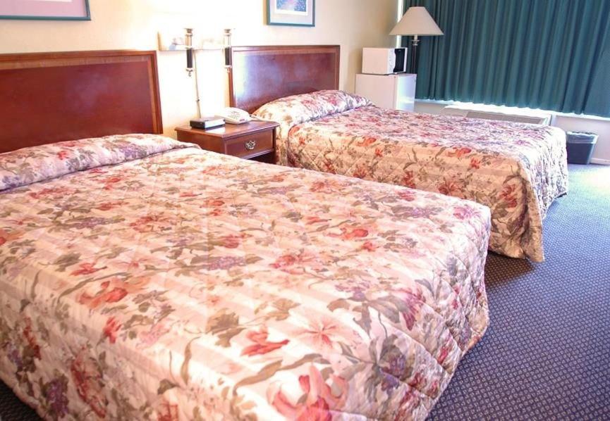 Budgetel Inn And Suites Birmingham Airport