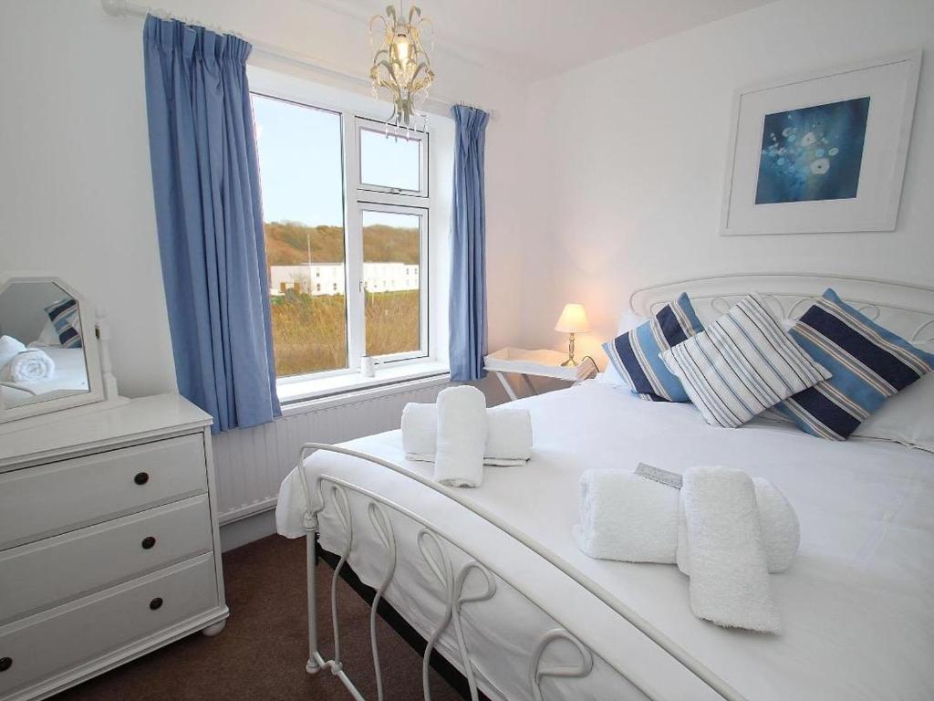 Vacation Rentals and Holiday homes in Porthcurno, United Kingdom