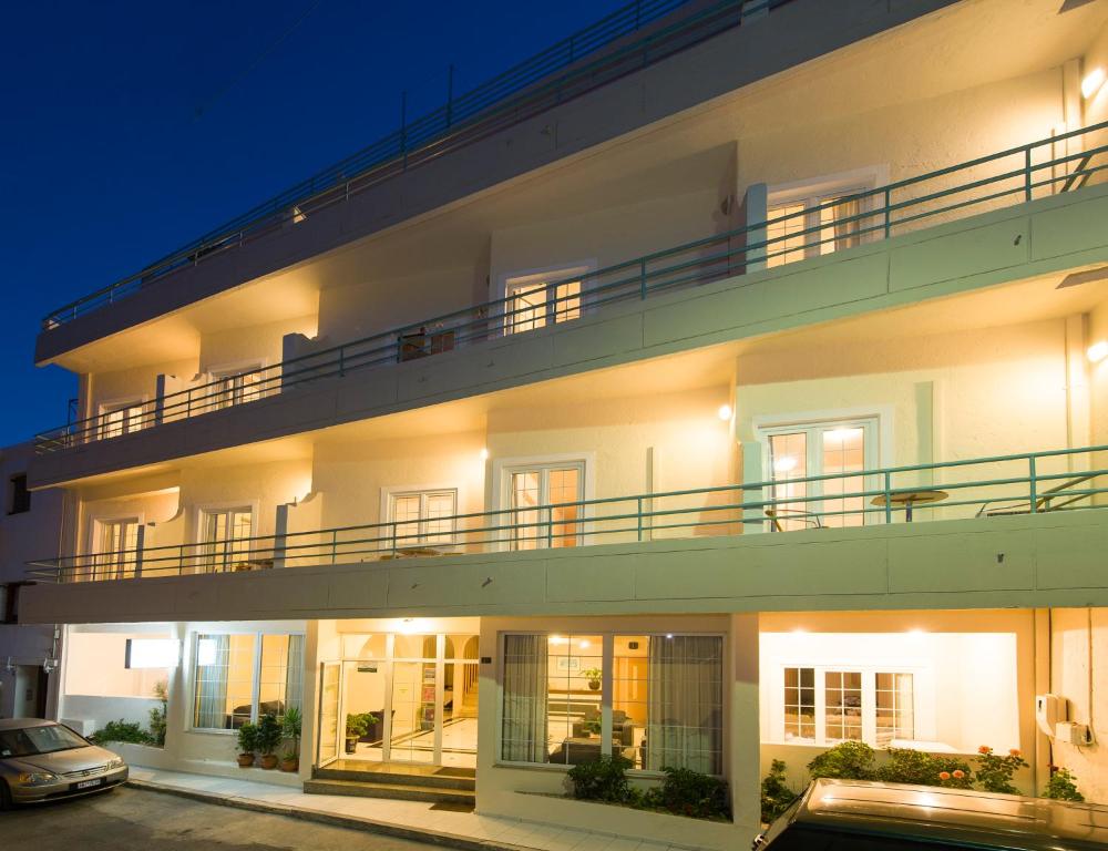 Creta Hotel photo