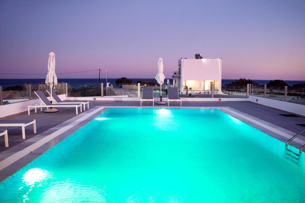 Aegean Horizon Beachfront Villas photo