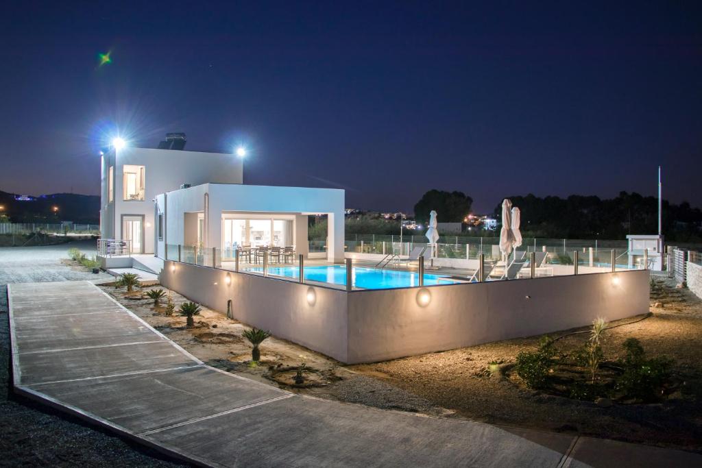 Aegean Horizon Beachfront Villas photo
