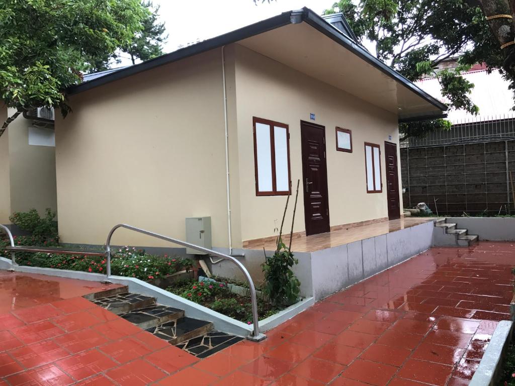 Truc Linh Moc Chau Hostel