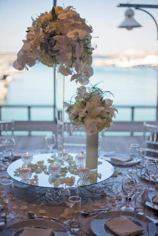 Radisson Blu Hotel Waterfront, Cape Town Photo 1