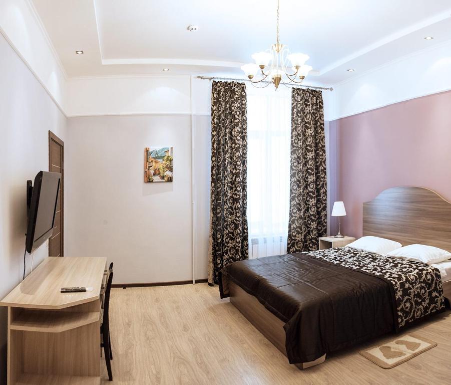 Maliy Hotel on Chernikovskaya