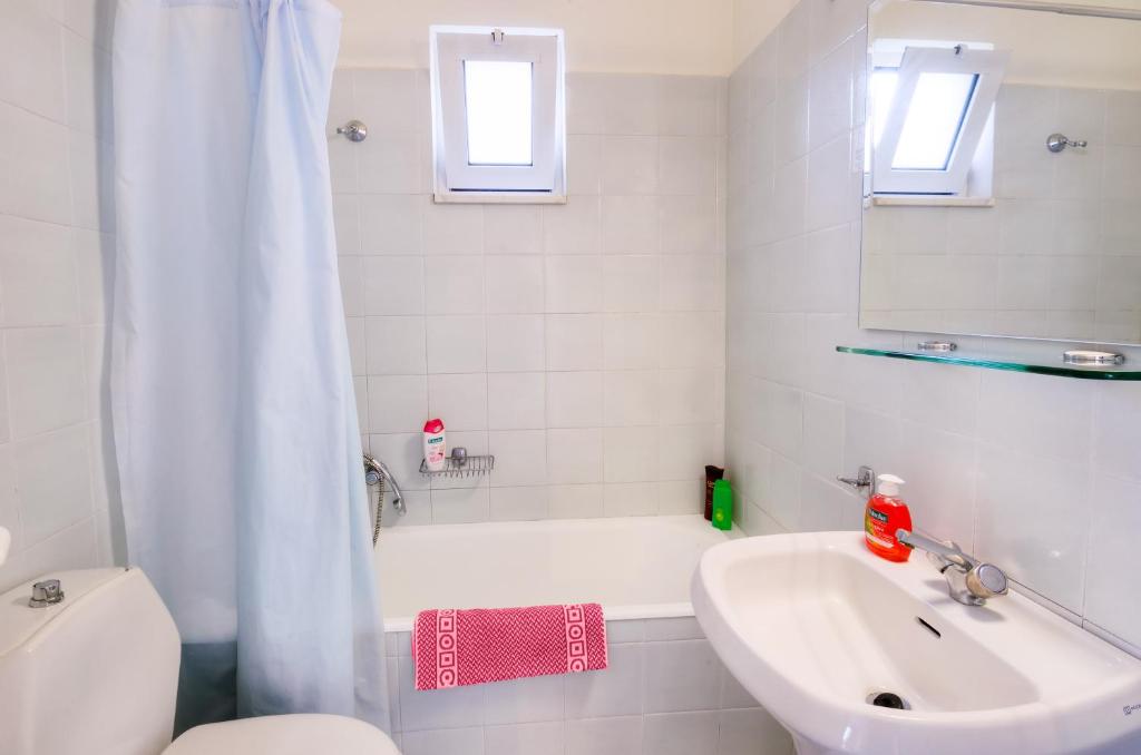 Matina Pefkos Aparthotel — Pokoje in Pefkos, Wyspy Egejskie Południowe