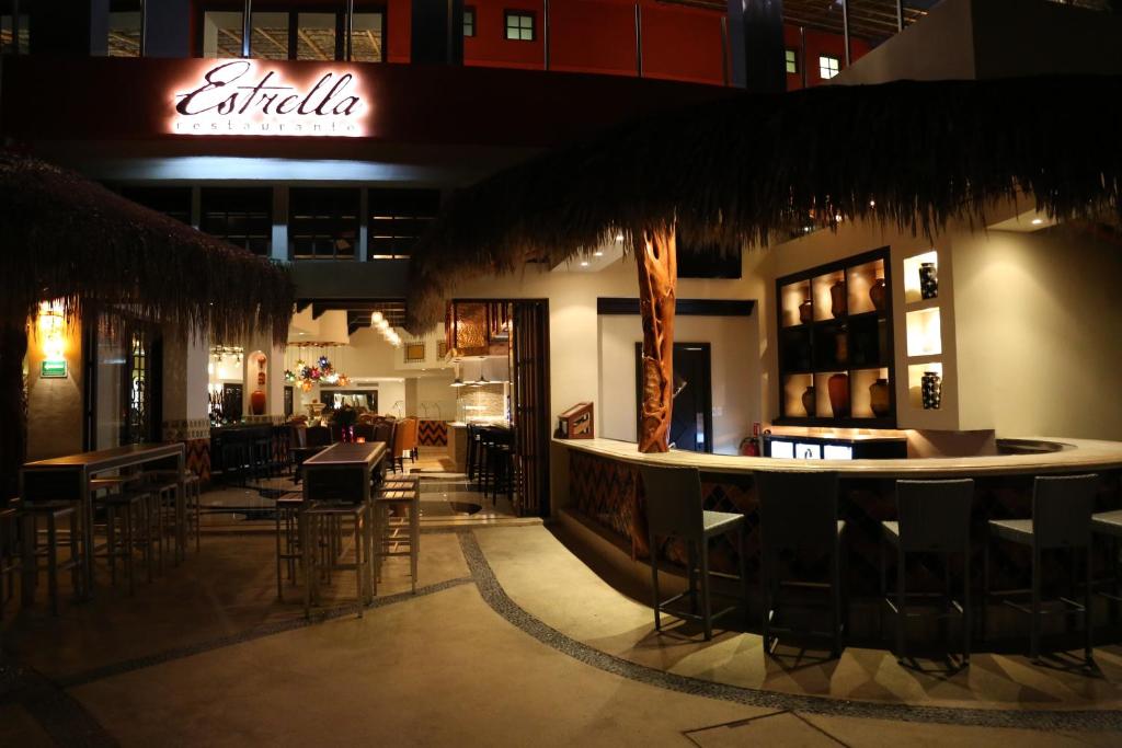 Bar/lounge