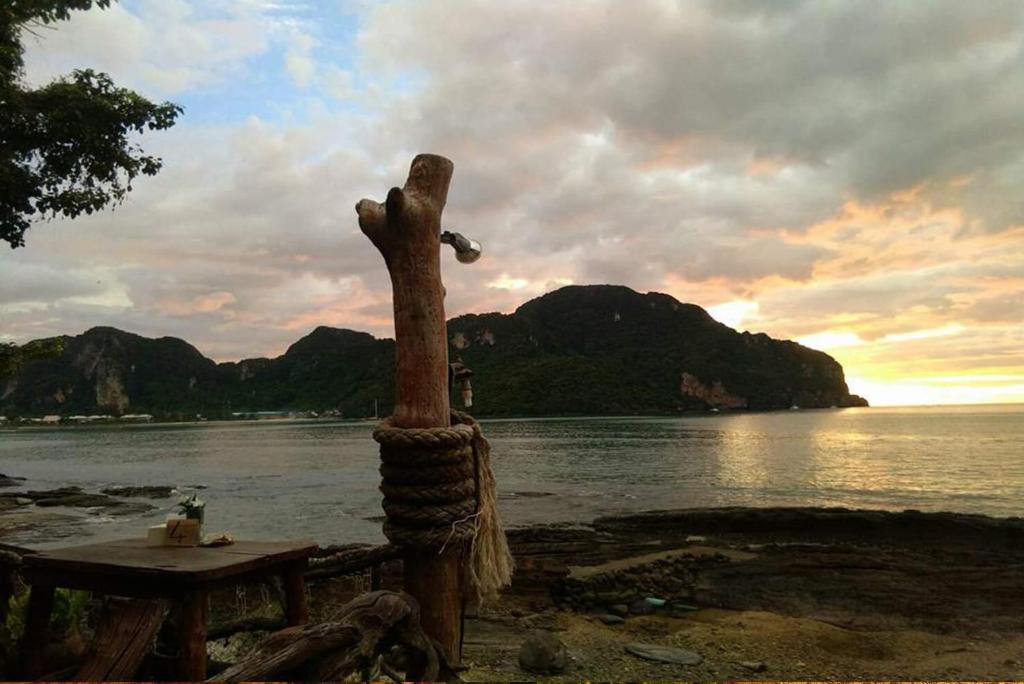 Phi Phi Sunset Bay Resort photo