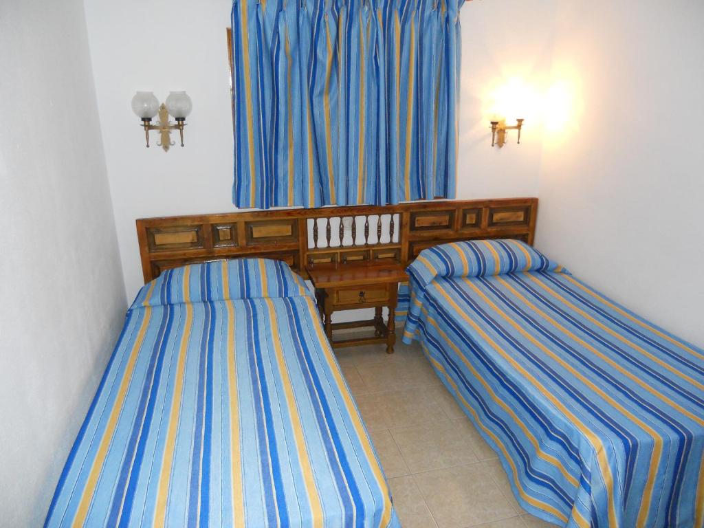 Apartamentos Los Juncos II — Hotel in Gran Canaria