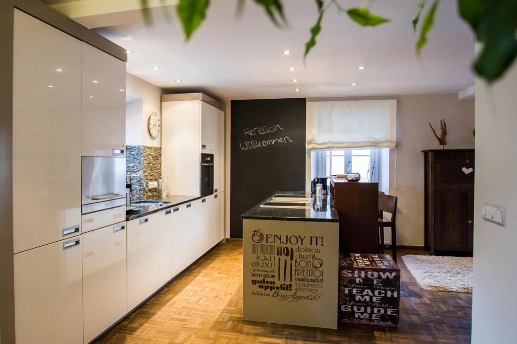 Ferienwohnung Marianne Ortszentrum für Familien 180qm - 5