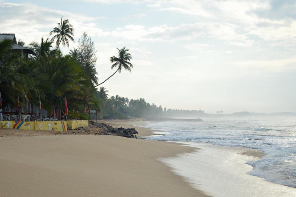 Tangalle Papaa Palace photo