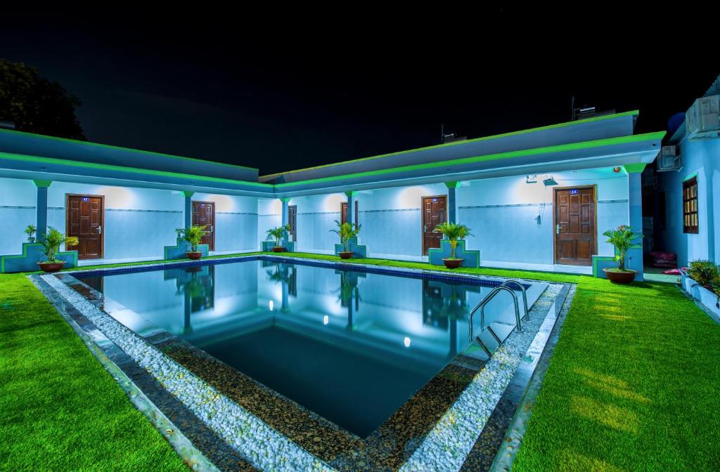 Khách sạn Nguyên Toàn