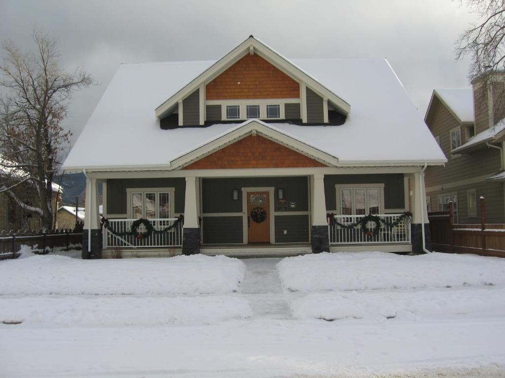 Fitzhugh House Guest Accomodation - ViaMichelin HOTEL - T0E 1E0