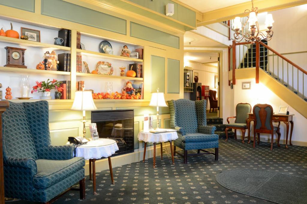 Lamies Inn Photo 0