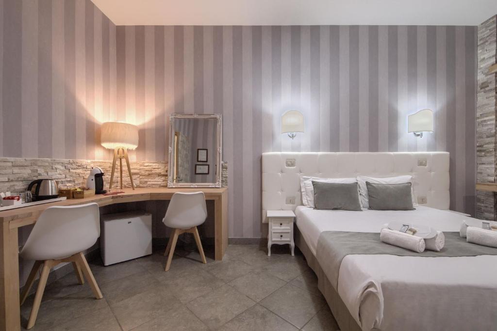 Vatican Treasure — Hotel rooms in Rome, Lazio