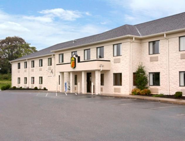 Super 8 by Wyndham Bedford, Bedford