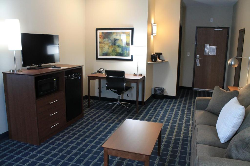 Brookstone Lodge & Suites - Emmetsburg photo