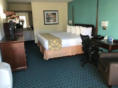 Baymont by Wyndham Florence photo