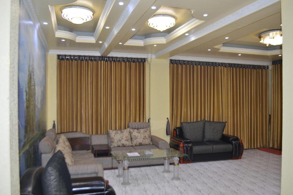 Hotel Reyadha International — Hotel in Cox's Bazar
