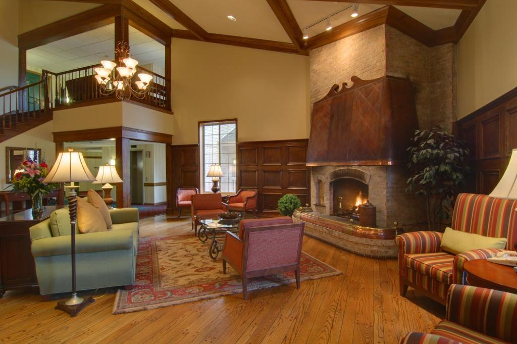 Country Inn & Suites by Radisson, Chanhassen, MN photo