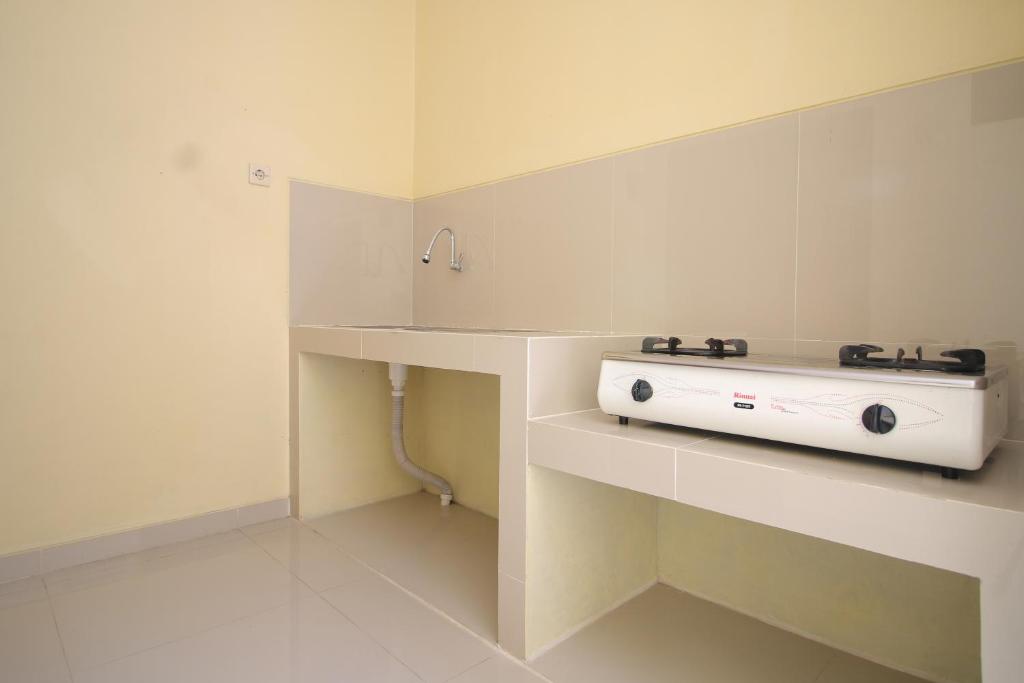 Facilities, RedDoorz Plus near STIE YKPN in Yogyakarta