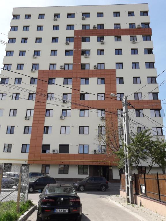 Center Apartments photo