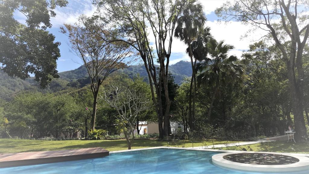 Around The Tree Manor 호텔 이미지 2