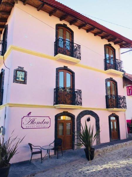Alondra Hotel Boutique photo