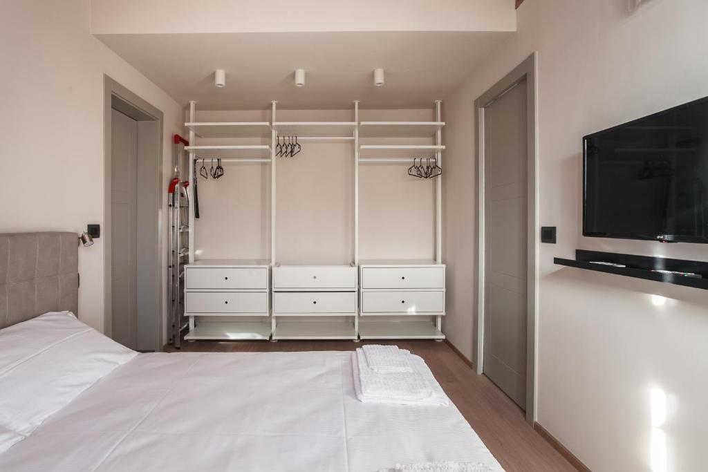 Sant'Orsola Suites Apartments - 5