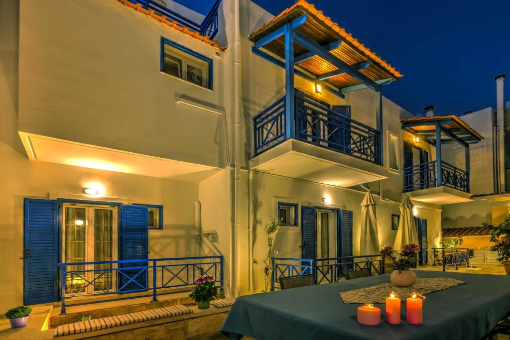 Elegant 1BR by Heraklion Beach Sun &Comfort Await