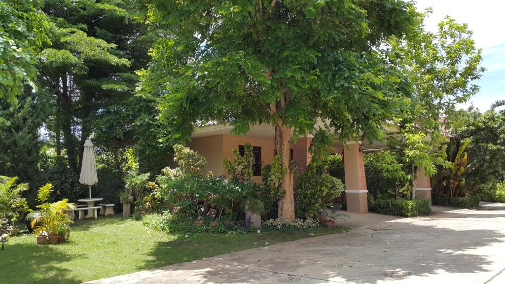 Exterior view, Garden Corner Resort & Hotel in Phitsanulok