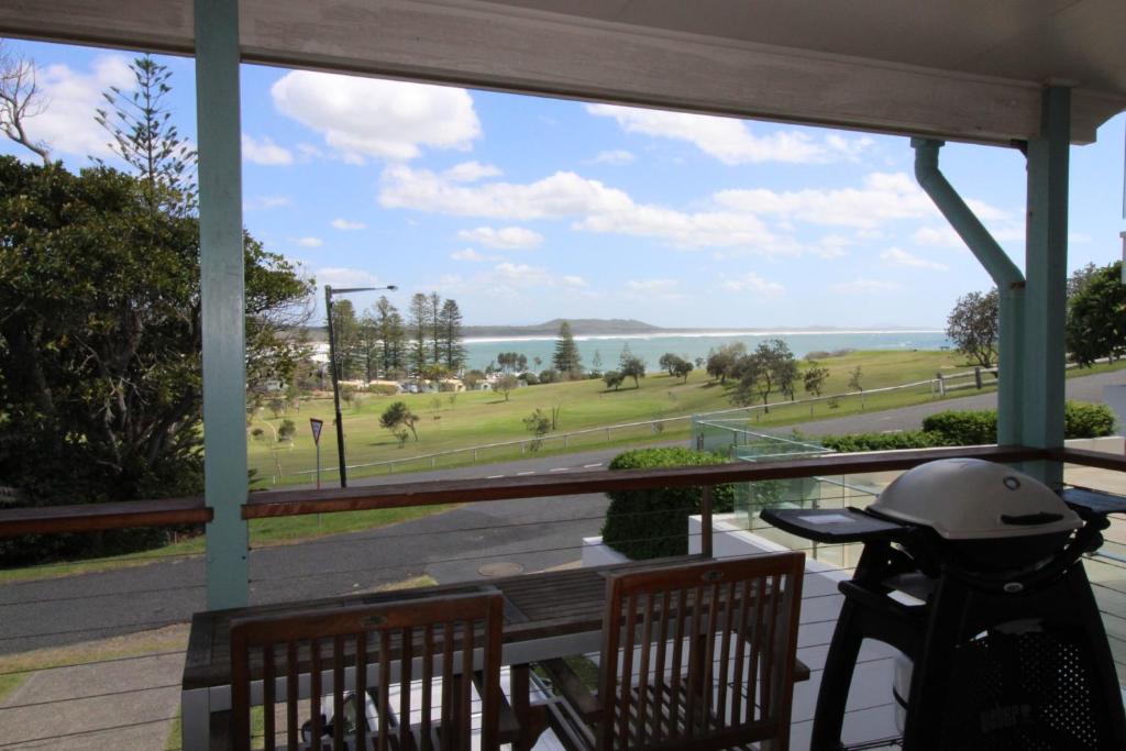 Oceanview, 6 Stewart Street, Crescent Head