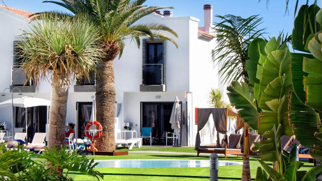 FBC Fortuny Resort - Adults Only — Hotel building in Maspalomas, Canary Islands