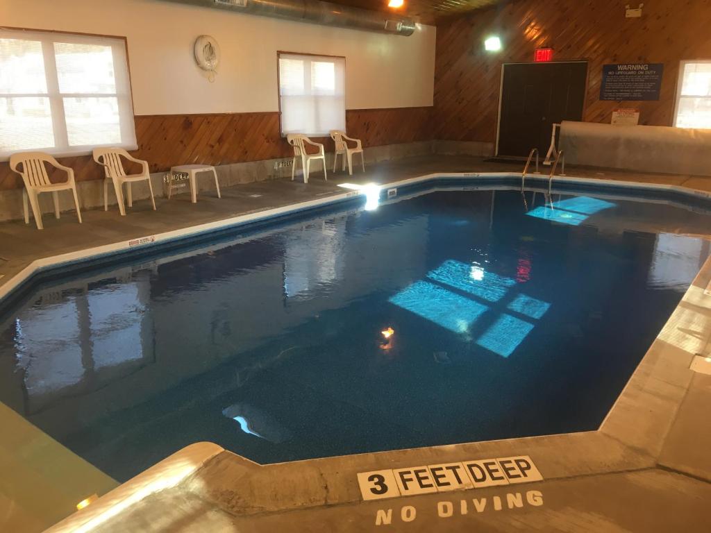 Villager Motel & Glen Manor Estate photo