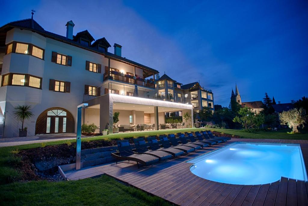Siganatenhof — Hotel in Caldaro