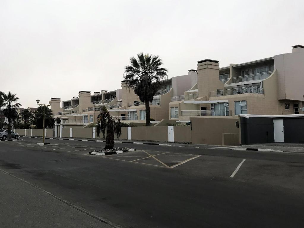 Sand & Sea Self-Catering Apartments photo