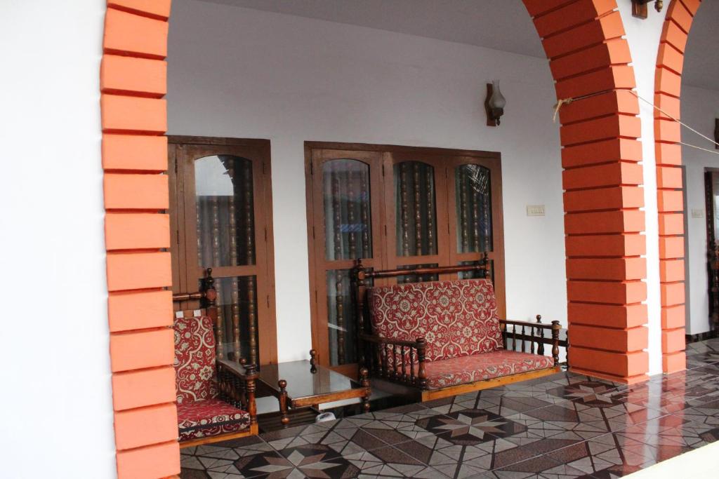 Balcony/terrace, Hotel Sea View Palace in Kovalam