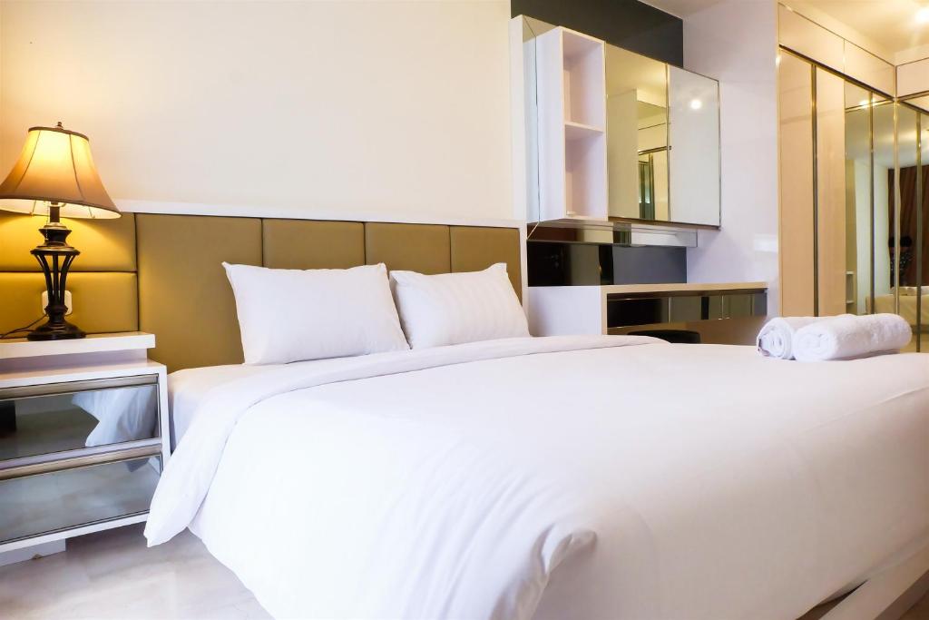 Great Location Pancoran 2br Lavenue Apartment By Travelio - 