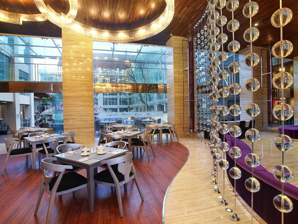 แกรนด์เมกา รีสอร์ทแอนด์สปา บาหลี (Grand Mega Resort & Spa Bali)