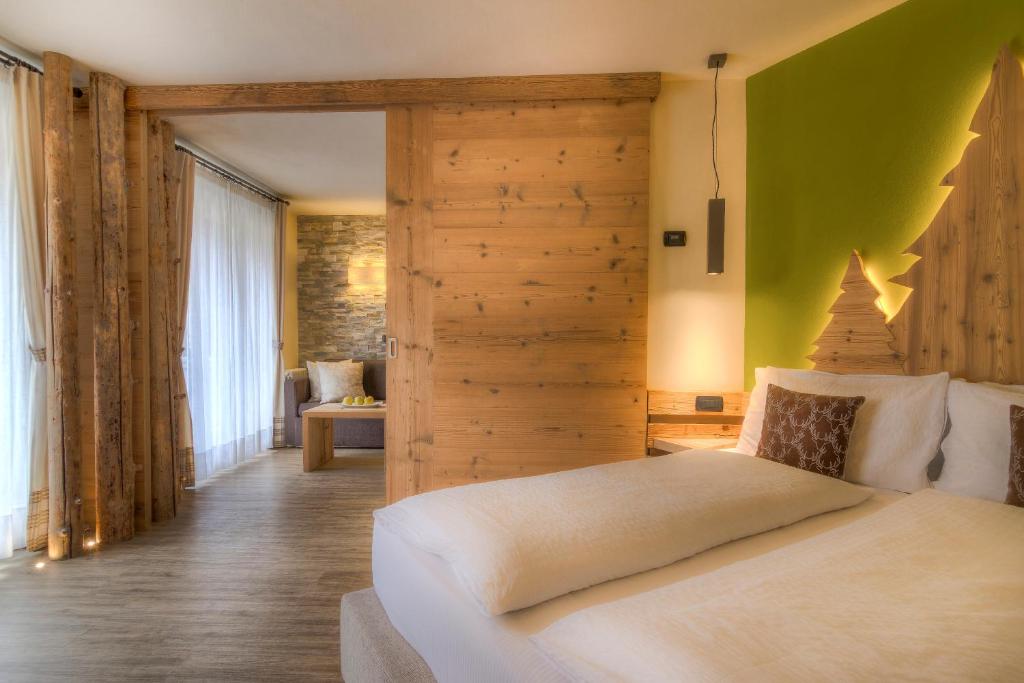 Hotel Madonnina Resort And Wellness - 4