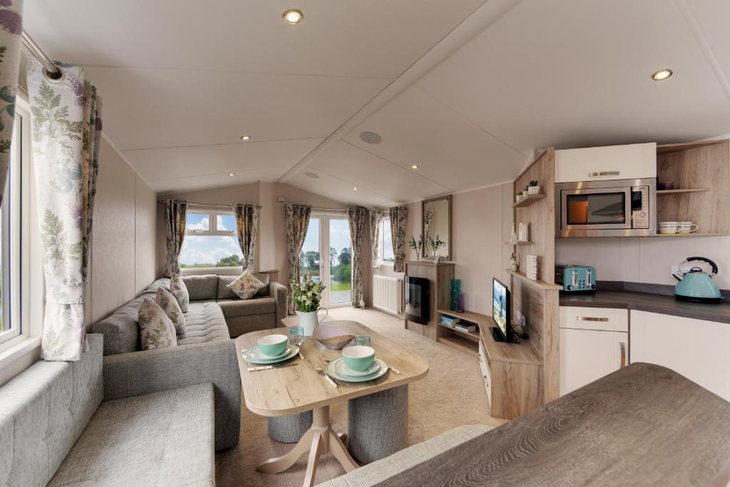The Lakes Rookley Holiday Park