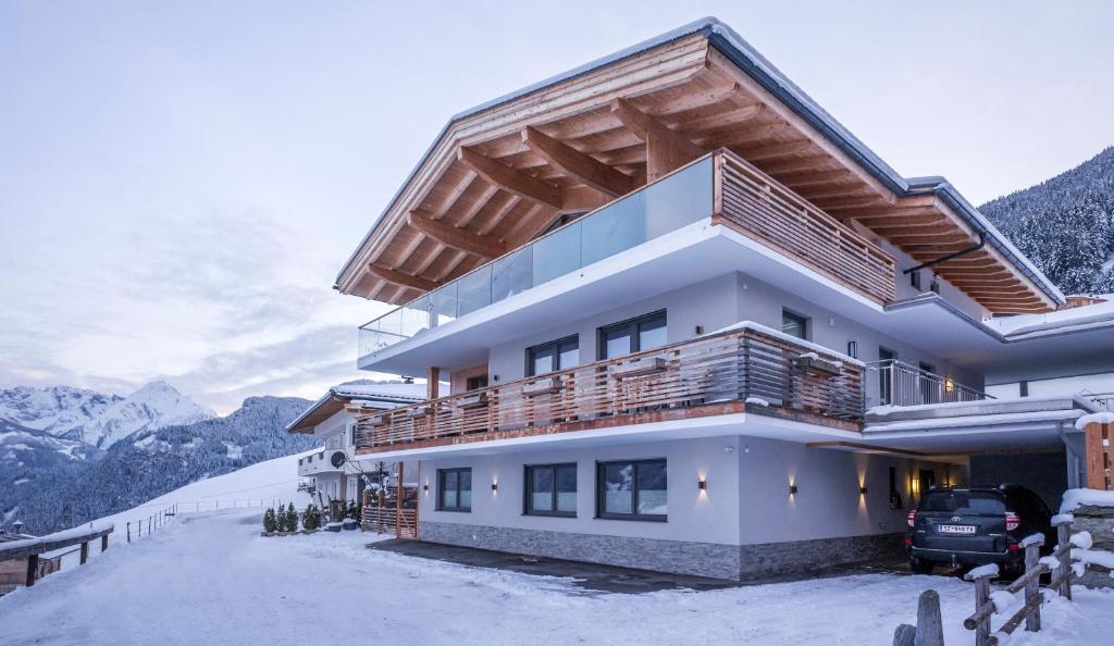 Alpenchalet Zillertal - 4