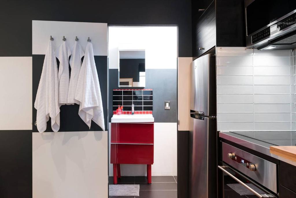 Palo Alto Cottage by Stanford & Tech Companies photo